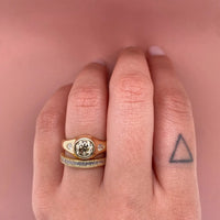 baguette-milgrain-halw-way-diamond-band