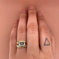 horizontal-baguette-round-diamond-wide-band