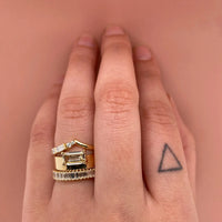 lou-band-asymmetrical-v-shape-diamond-band,jennings-band-baguette-diamond-shared-prong