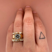 super-band,oval-super-asiah-band-oval-and-round-diamond-cluster-half-band