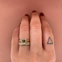 horizontal-baguette-round-diamond-wide-band