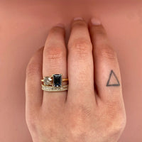 horizontal-baguette-round-diamond-wide-band