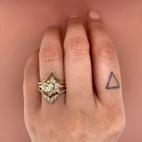 shannon-band-metal-v-shaped-contour-band,v-shaped-contour-diamond-band