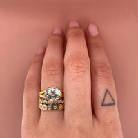 large-asiah-band-stackable-wedding-band-cluster-diamond-band,verona-band