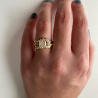 wave-like-contour-diamond-nesting-band,yasmin-band