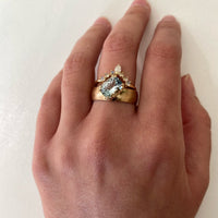 moonstone-diamond-top-contour-wedding-band