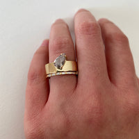 half-baquette-diamond-stackable-wedding-band