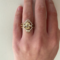 marquise-baguette-round-diamond-contour-band