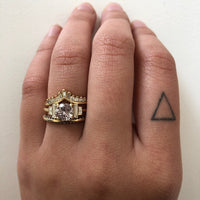 ariella-band-baguette-round-diamond-contour,black-diamond-mckenna-band