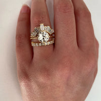 jayne-band-tapered-baguette-diamond-contour,large-em-band-princess-cut-diamonds