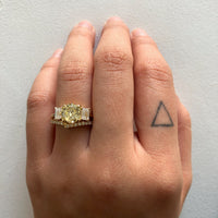 keoni-band-subtle-v-contour-diamond-band