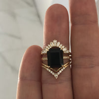 baguette-round-diamond-large-contour-band,eli-band-plain-metal-contour-v-shaped-band,pear-diamond-alternative-bridal-contour-band