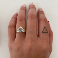 horizontal-baguette-round-diamond-wide-band