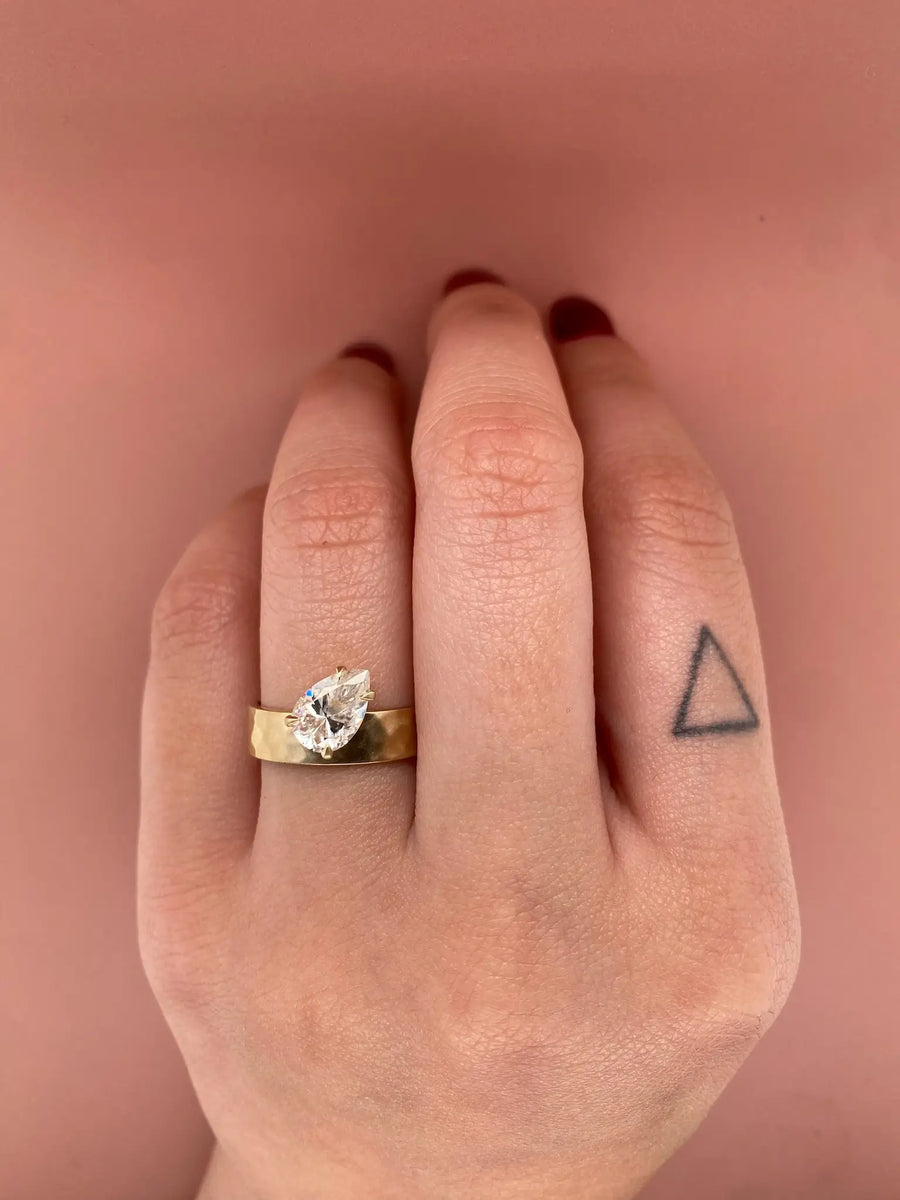 Women's Engagement Rings: Our Celeb Picks | Our Blog - Joshua James  Jewellery