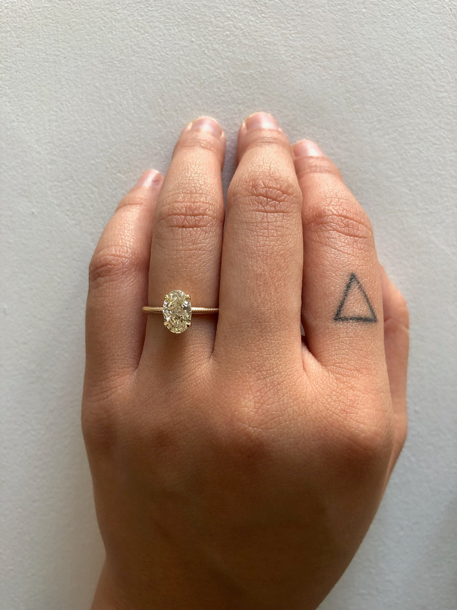 Yara 1.5 carat oval engagement ring